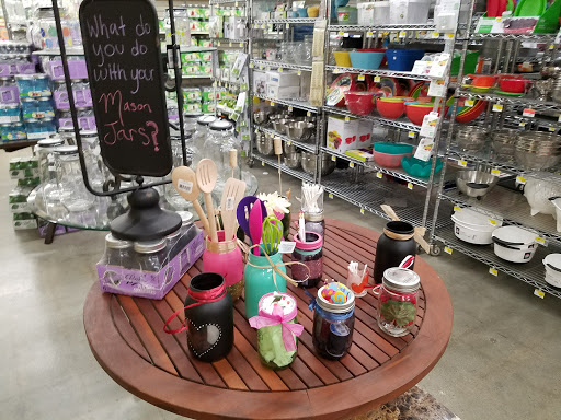 Home Goods Store «Davis Ace Housewares», reviews and photos, 240 G St, Davis, CA 95616, USA