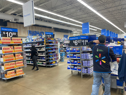 Department Store «Walmart Supercenter», reviews and photos, 100 N Main St, Manville, NJ 08835, USA