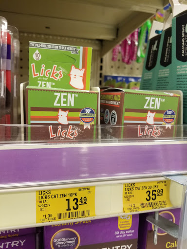 Pet Supply Store «PetSmart», reviews and photos, 355 Howe Ave, Cuyahoga Falls, OH 44221, USA