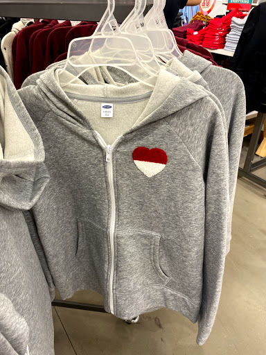 Stores to buy women's sweatshirts Honolulu