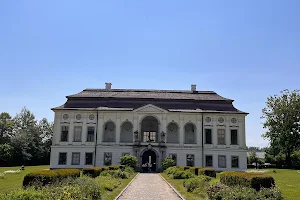 Jagdmuseum Schloß Hohenbrunn image