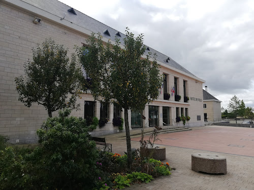 Mairie à Villers-Bocage