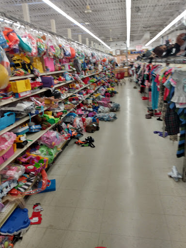 Thrift Store «Valley Thrift Store», reviews and photos, 1717 Woodman Dr, Kettering, OH 45420, USA