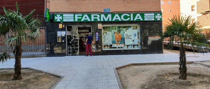 Farmavitalista. Farmacia Avenida Ejercito 5, Esquina Calle Cardenal Gonzalez de Mendoza 31, Guadalajara C. del Cardenal González de Mendoza, 31, 19004 Guadalajara, España