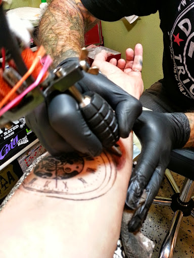 Tattoo and Piercing Shop «Black Hole Body Piercing & Tattoo», reviews and photos, 12550 SW 1st St, Beaverton, OR 97005, USA