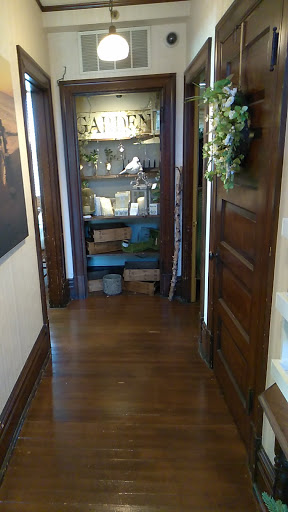 Gift Shop «Flowers In the Attic», reviews and photos, 7505 Saltsburg Rd, Pittsburgh, PA 15235, USA