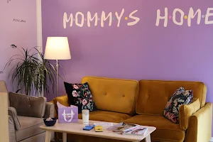Mommys Home image