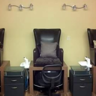 Hair Salon «Expressions Salon & Spa», reviews and photos, 4760 E Lake Rd, Erie, PA 16511, USA