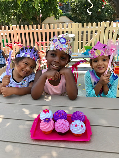 Day Care Center «Lil Critters 24hr Family Day Care», reviews and photos, 13013 Cordary Ave, Hawthorne, CA 90250, USA