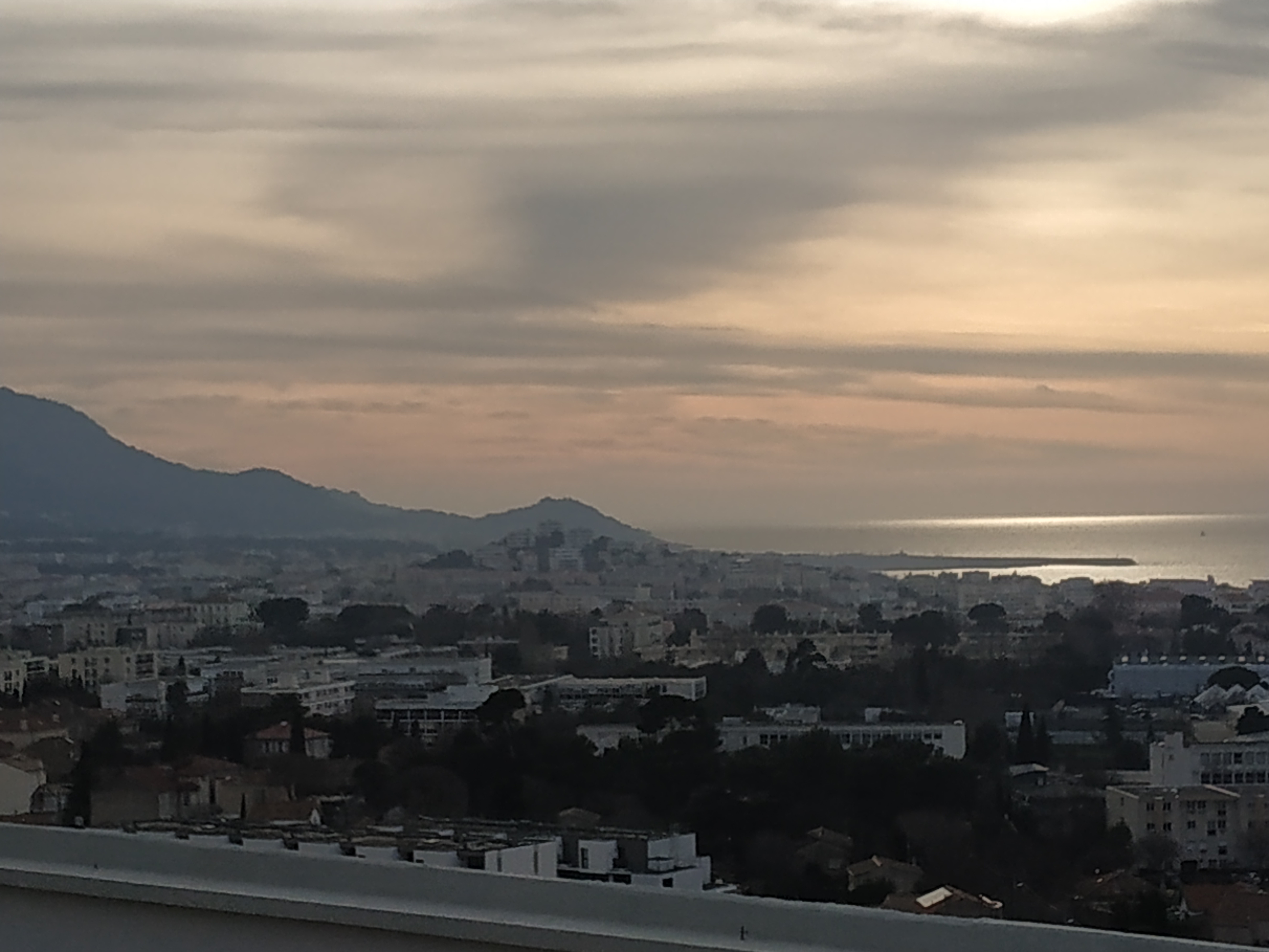 Photo n° 3 de l'avis de VERAN.h fait le 09/02/2019 à 19:31
