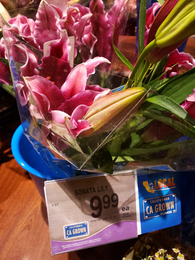 Safeway image