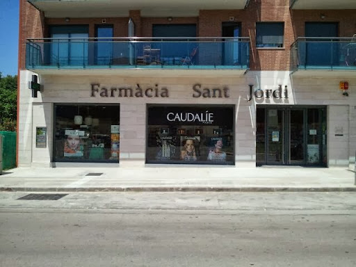Información y opiniones sobre Farmàcia Sant Jordi de Torredembarra