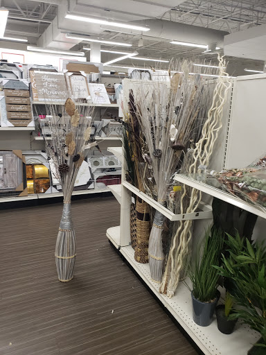 Clothing Store «Burlington Coat Factory», reviews and photos, 10101 Brook Rd, Glen Allen, VA 23059, USA