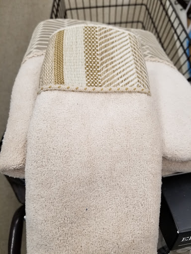 Home Goods Store «Tuesday Morning», reviews and photos, 2620 Lake Cir Dr, Indianapolis, IN 46268, USA