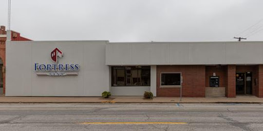 Fortress Bank in La Harpe, Illinois