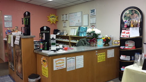 Book Store «Book Trader Tan America», reviews and photos, 217 N 2nd Ave W, Newton, IA 50208, USA