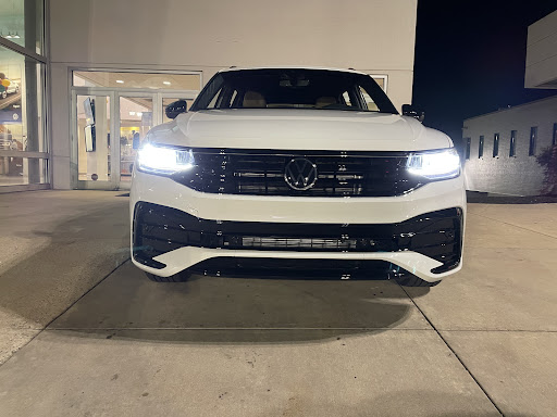 Used Car Dealer «King Volkswagen», reviews and photos, 979 N Frederick Ave, Gaithersburg, MD 20879, USA