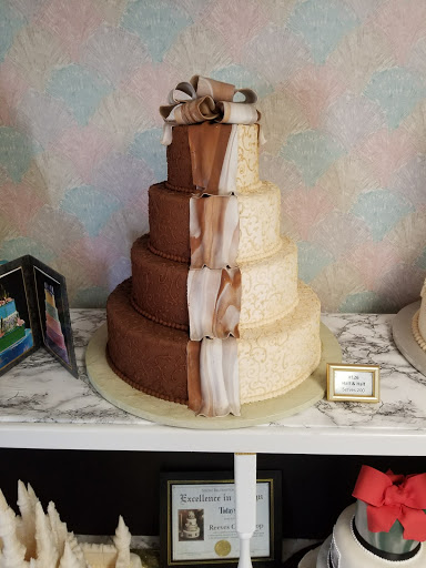 Bakery «Reeves Cake Shop», reviews and photos, 2770 Cory Ave, Akron, OH 44314, USA