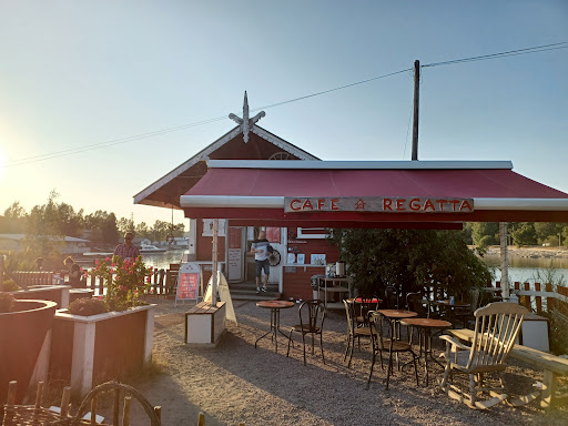 Cafe Regatta