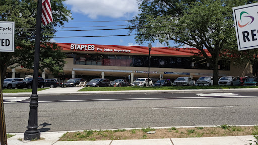 Office Supply Store «Staples», reviews and photos, 30 Lafayette Ave, Morristown, NJ 07960, USA