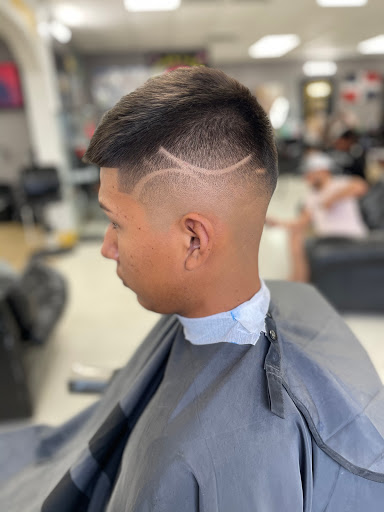 Barber Shop «Chacabana Barber Shop», reviews and photos, 5002 Eisenhauer Rd, San Antonio, TX 78218, USA