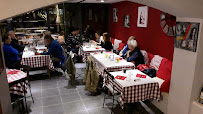 Atmosphère du Pizzeria Les Chineurs à Carcès - n°3