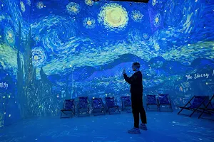 Van Gogh: The Immersive Experience image