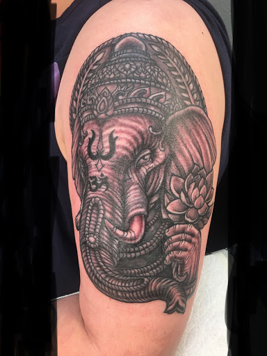 Tattoo Shop «Raygun Tattoo», reviews and photos, 34053 La Plaza, Dana Point, CA 92629, USA