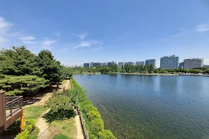 Ilsan Lake Park image