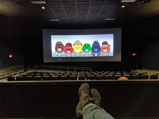 Movie Theater «Regal Cinemas Willoughby Commons 16», reviews and photos, 36655 Euclid Ave, Willoughby, OH 44094, USA