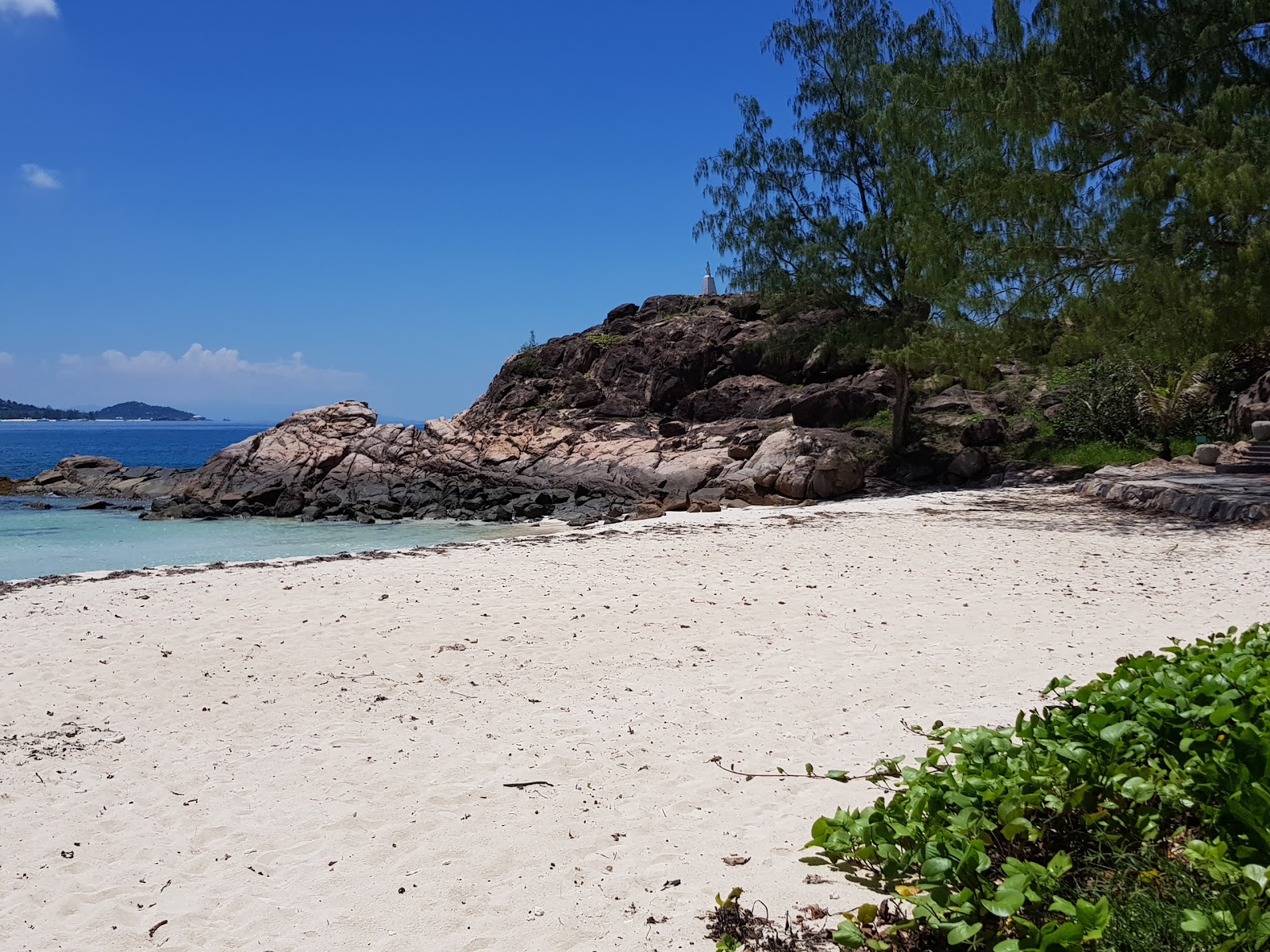 Photo of Anse Kerlan Beach located in natural area