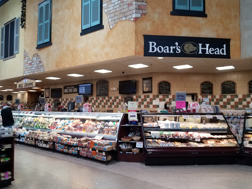 Grocery Store «Butera Market», reviews and photos, 2070 N Rand Rd, Palatine, IL 60074, USA