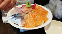 Plats et boissons du Restaurant de sushis Oi Sushi à Paris - n°15