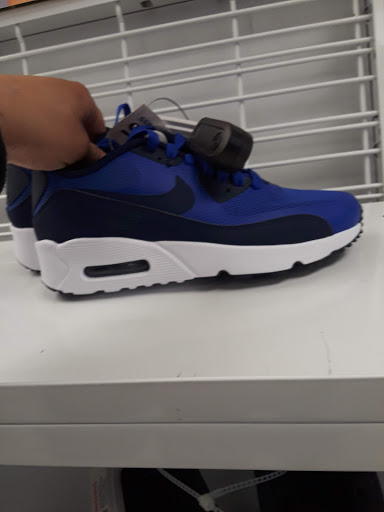 Clothing Store «Ross Dress for Less», reviews and photos, 2931 S 38th St, Tacoma, WA 98409, USA