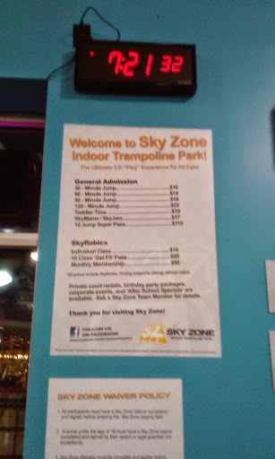 Amusement Center «Sky Zone Trampoline Park», reviews and photos, 11745 Commons Dr, Springdale, OH 45246, USA
