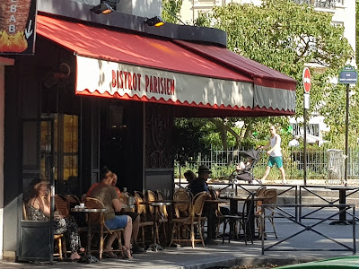 Les Cent Kilos à Paris