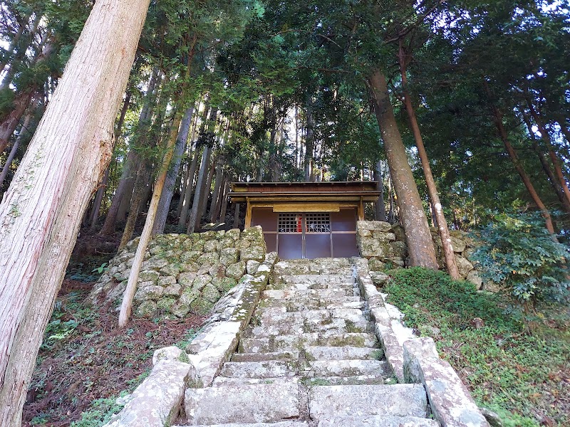 地主神社