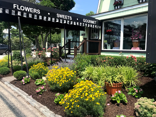Florist «Tall Tree Floral Designs», reviews and photos, 143 Medford Ave, Patchogue, NY 11772, USA