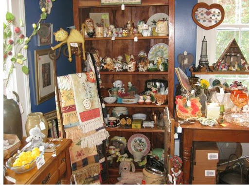 Thrift Store «Buried Treasure Thrift Shop», reviews and photos, 326 W Dixie Ave, Elizabethtown, KY 42701, USA
