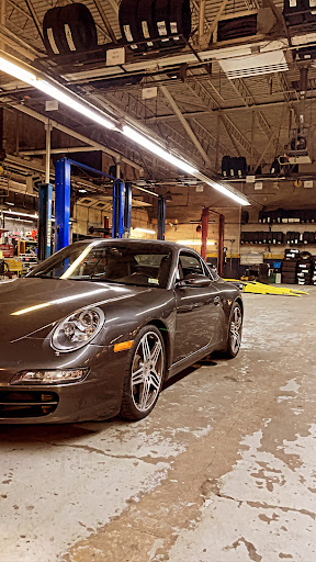 Auto Repair Shop «Arlington Auto Care», reviews and photos, 3298 Wilson Blvd, Arlington, VA 22201, USA