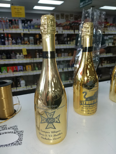 Wine Store «Lake Fine Wines», reviews and photos, 299 Hawkins Ave #2, Ronkonkoma, NY 11779, USA