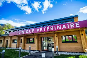 Veterinary Clinic Valley image