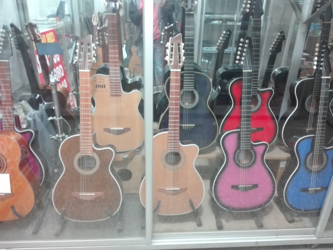Opiniones de Instrumentos Musicales "COLMENARES" en Chiclayo - Tienda de instrumentos musicales