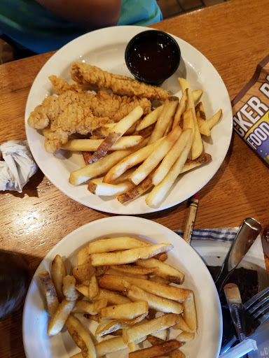 American Restaurant «Cracker Barrel Old Country Store», reviews and photos, 757 Lynnhaven Pkwy, Virginia Beach, VA 23452, USA
