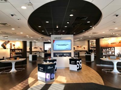 Cell Phone Store «Verizon», reviews and photos, 11511 Parkside Dr, Knoxville, TN 37934, USA