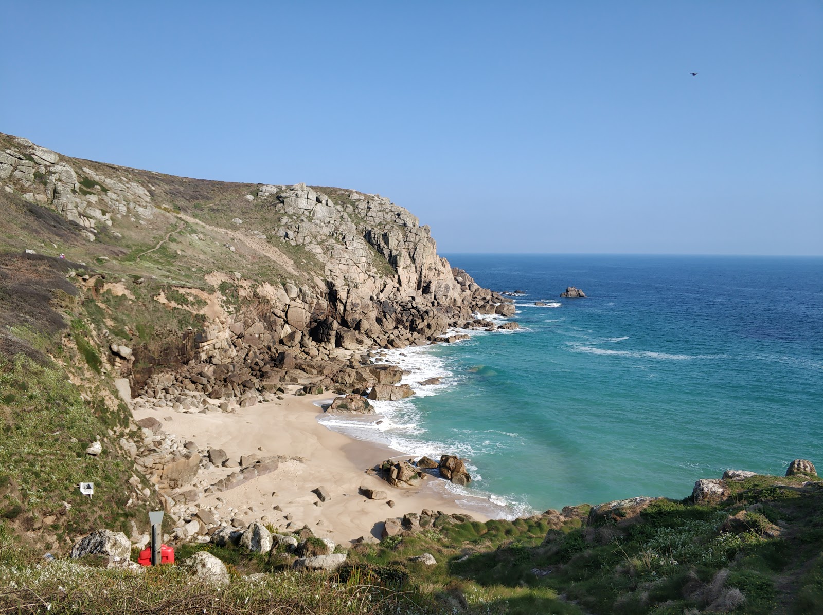 Porthchapel plajı'in fotoğrafı - rahatlamayı sevenler arasında popüler bir yer