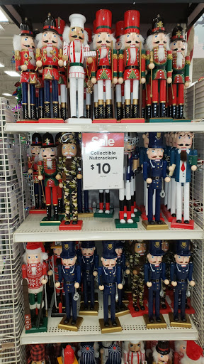 Craft Store «Michaels», reviews and photos, 2231 Willow Rd, Glenview, IL 60025, USA