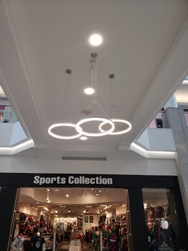 Shopping Mall «CambridgeSide», reviews and photos, 100 Cambridgeside Pl, Cambridge, MA 02141, USA