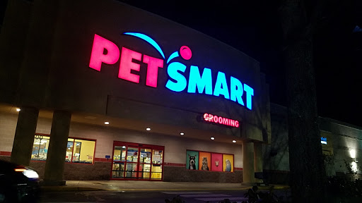 Pet Supply Store «PetSmart», reviews and photos, 4500 Mitchellville Rd, Bowie, MD 20716, USA