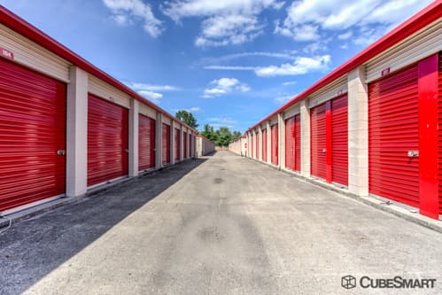 Self-Storage Facility «CubeSmart Self Storage», reviews and photos, 6446 E Main St, Reynoldsburg, OH 43068, USA